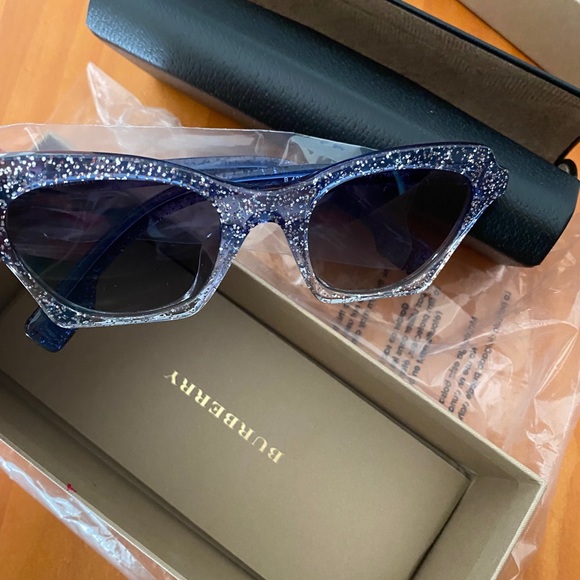 burberry modified butterfly sunglasses